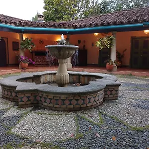 Inn Boutique Cigarrales De Santa Teresa, Rionegro