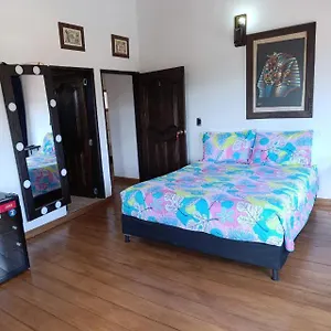 Pensión Alojamiento, Rionegro